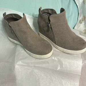 Torrid High Top shoes